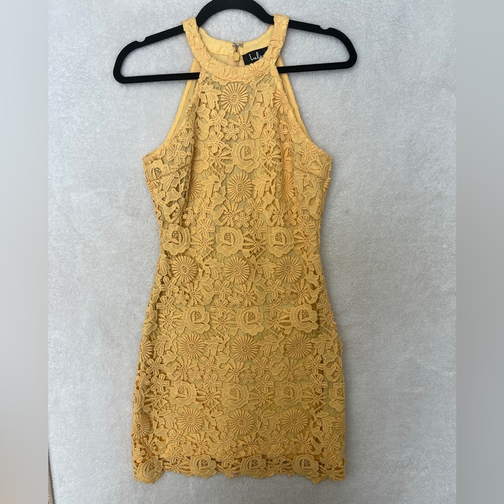 Lulus Dress Size‎ Small Yellow Halter Tulip Lace